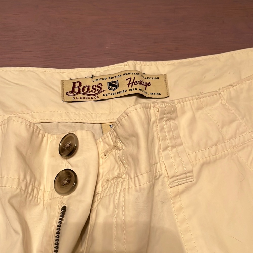 White cargo shorts size 16